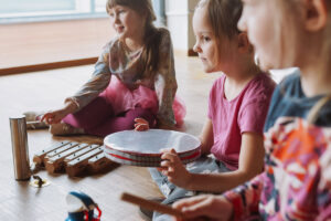 Nutkobiorcy - Monika Jeszke - Zajęcia umuzykalniające dla dzieci - Centrum Kultury Agora Wrocław