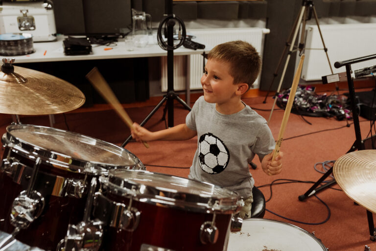 Perkusja - Lekcje gry na perkusji - Centrum Kultury Agora Wrocław