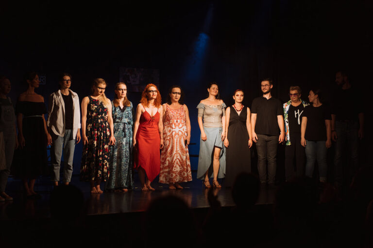 Wyindywidualizowani - Tomasz Rytwiński - Zajęcia teatralne dla dorosłych - Centrum Kultury Agora Wrocław