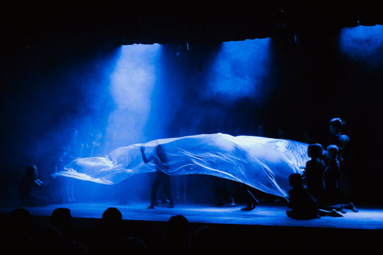 Wyjdź na Scenę - grupa teatralna dla dzieci i młodzieży - Sylwester Różycki - Centrum Kultury Agora Wrocław