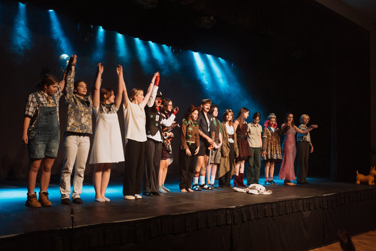 Wyjdź na Scenę - grupa teatralna dla dzieci i młodzieży - Sylwester Różycki - Centrum Kultury Agora Wrocław