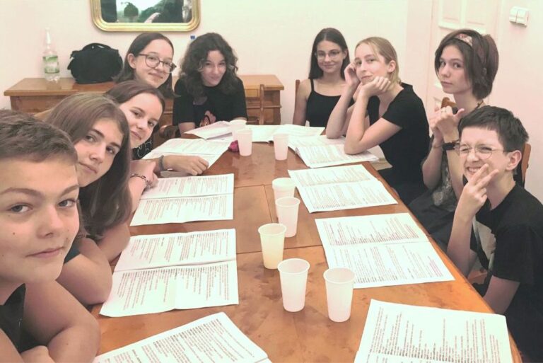 Wyjdź na Scenę - grupa teatralna dla dzieci i młodzieży - Sylwester Różycki - Centrum Kultury Agora Wrocław