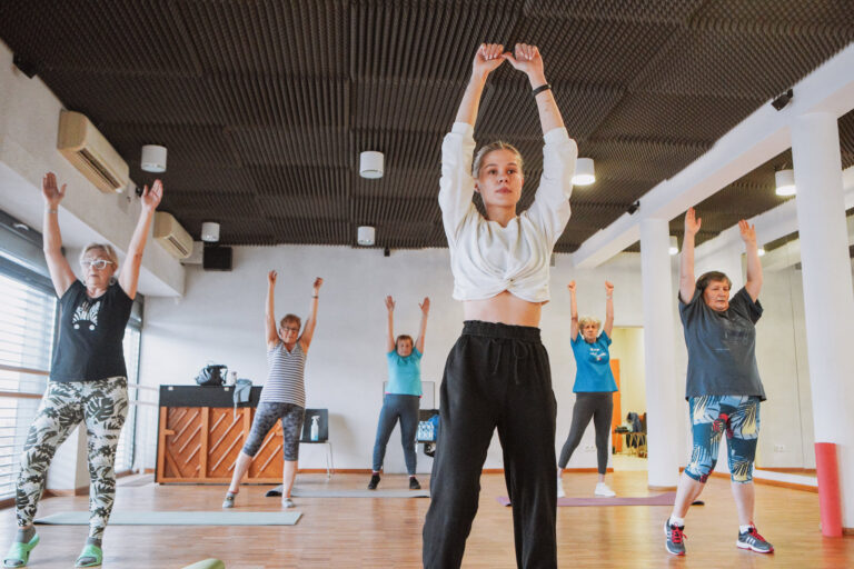 Aktywność przed Południem - zajęcia ruchowe dla dorosłych i seniorów 50+