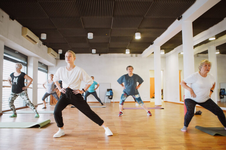 Aktywność przed Południem - zajęcia ruchowe dla dorosłych i seniorów 50+